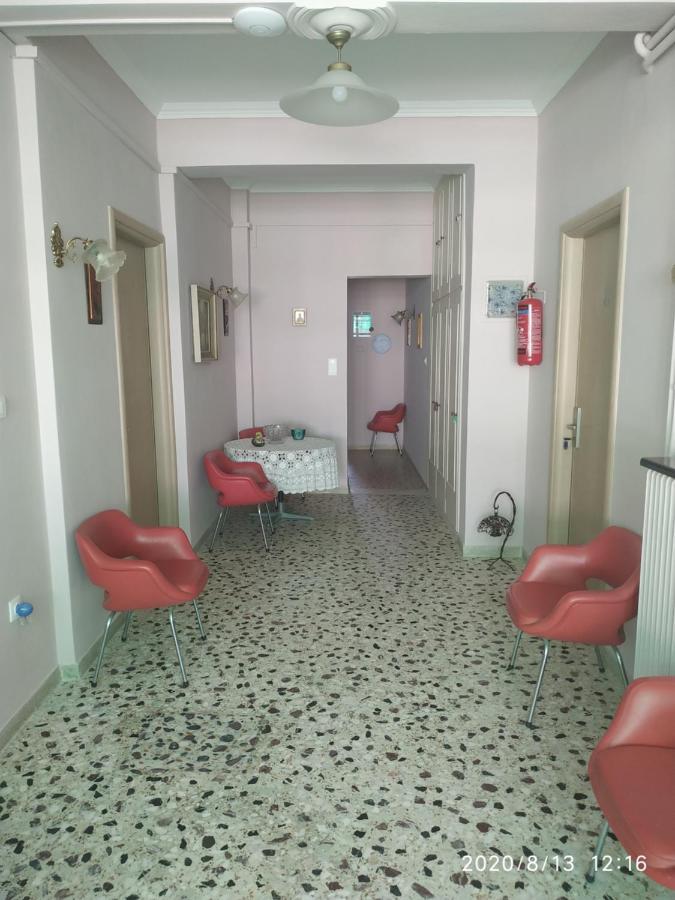 Finikas Rooms Agia Marina  Esterno foto