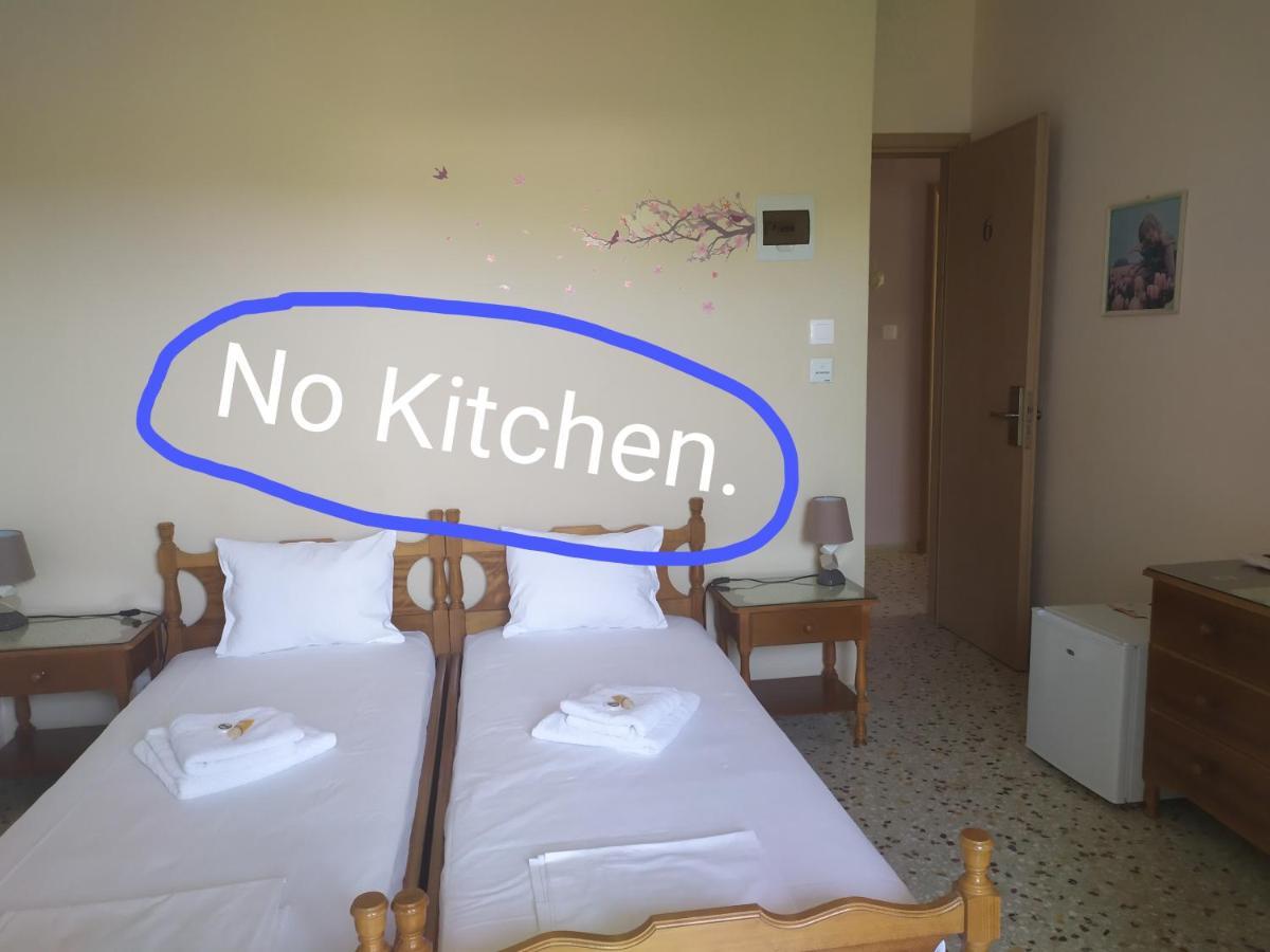 Finikas Rooms Agia Marina  Camera foto